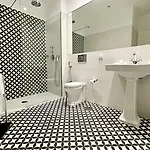 Caleway Отель Вила-Нова-ди-Гая