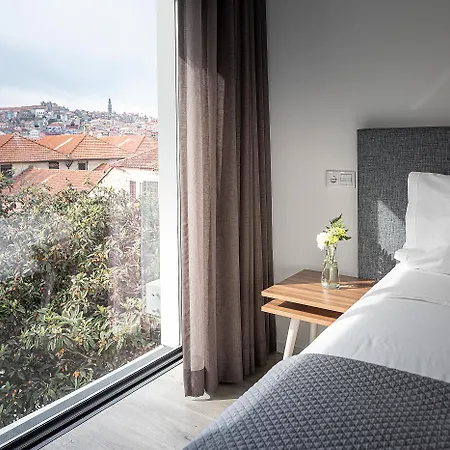 Caleway Hotel 4*
