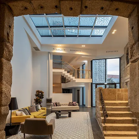 Caleway Hotel