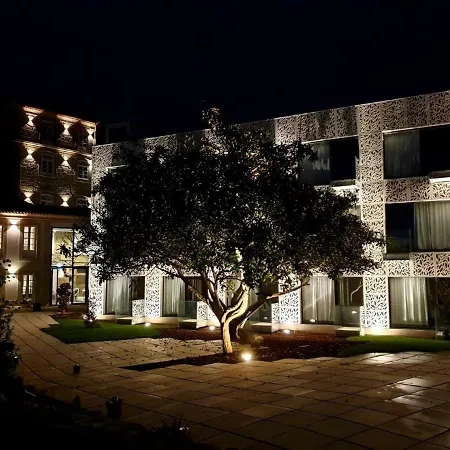 Caleway Hotel
